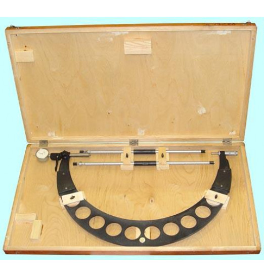 Микрометр Рычажный МРИ-600 ,500-600 мм (0,01) кл.т.1 ГОСТ4381-87 г.в.1989-1990